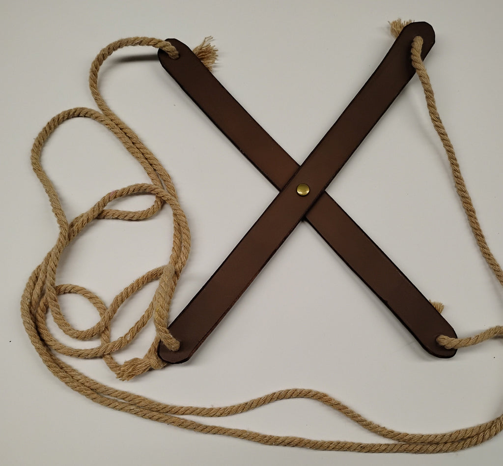 Support suspendu cuir brun foncé